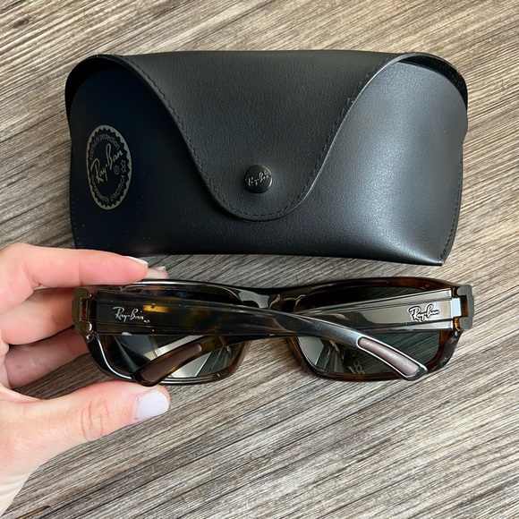 Ray bans unisex sunglasses